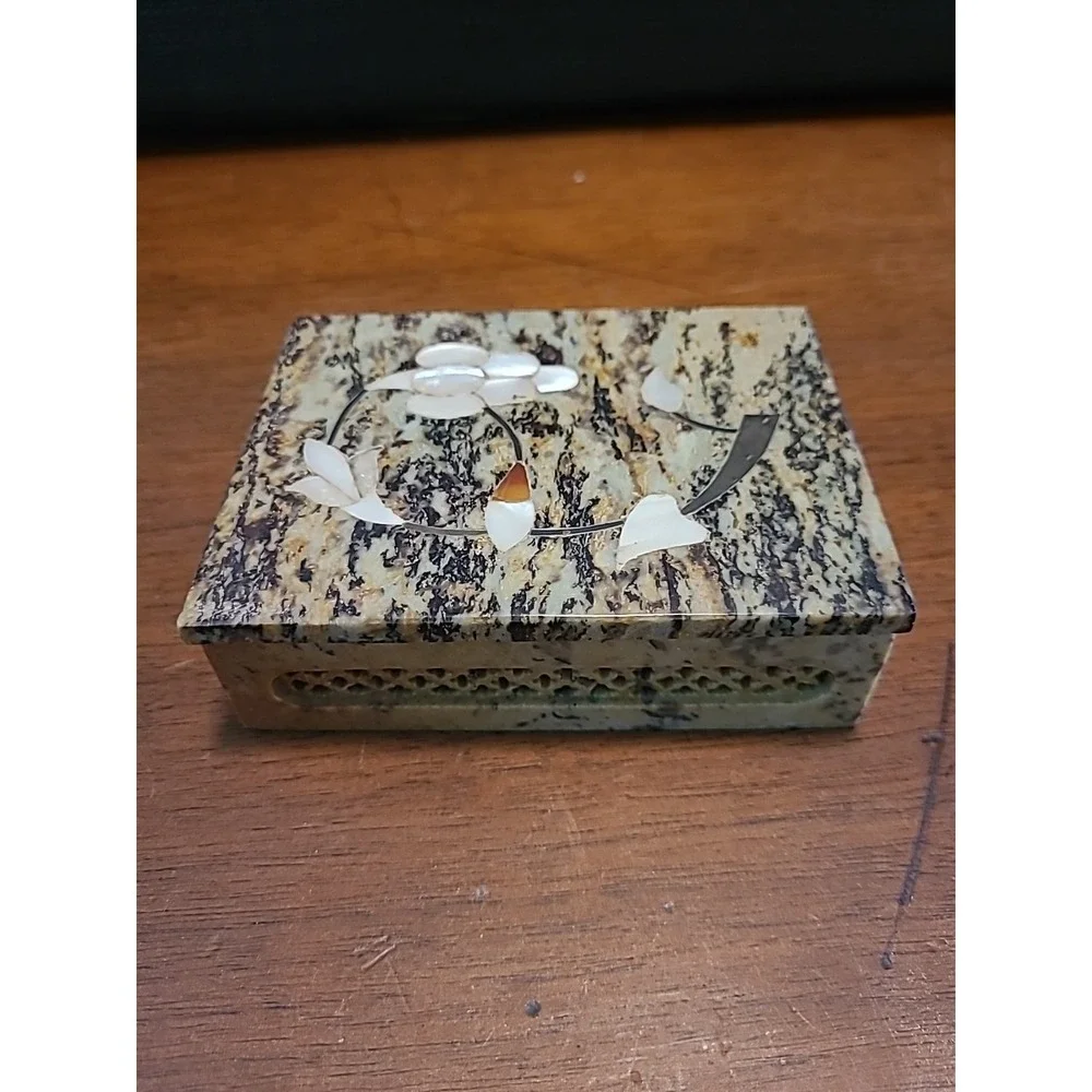 Vintage Marble Jewelry Box 4